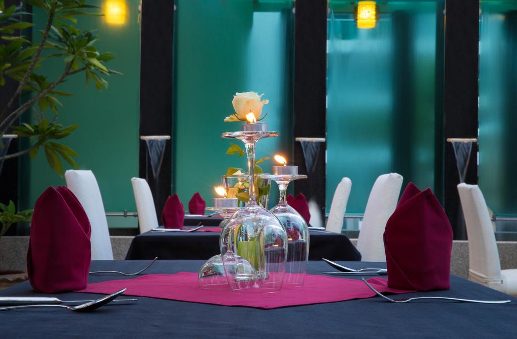 Chanalai Romantica Resort - Adults Only, Kata Beach Екстериор снимка