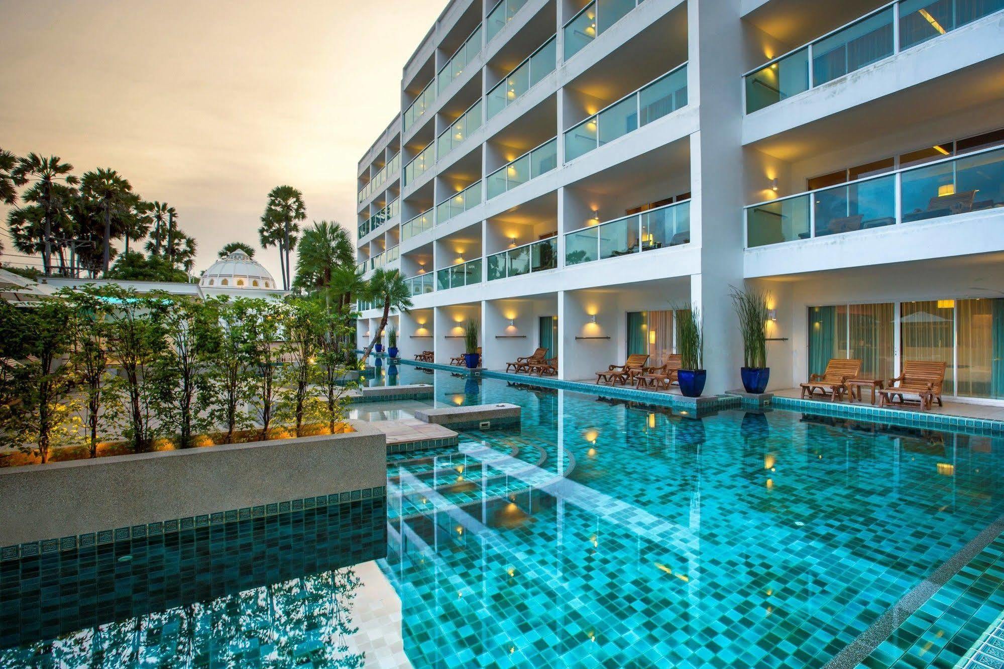Chanalai Romantica Resort - Adults Only, Kata Beach Екстериор снимка
